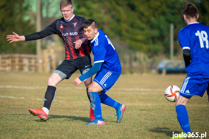 Tempo Nienaszów - Beskid Posada Górna 4:0