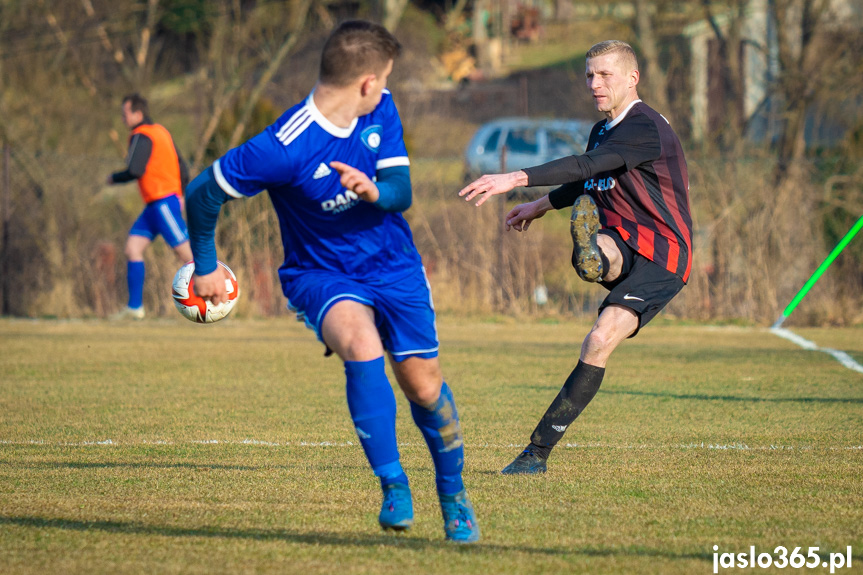 Tempo Nienaszów - Beskid Posada Górna 4:0