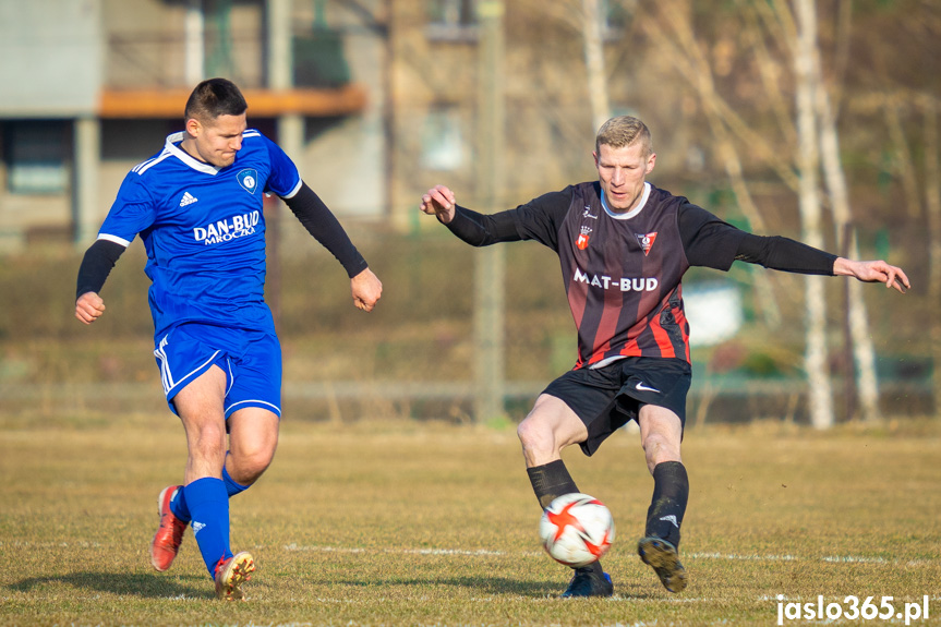 Tempo Nienaszów - Beskid Posada Górna 4:0