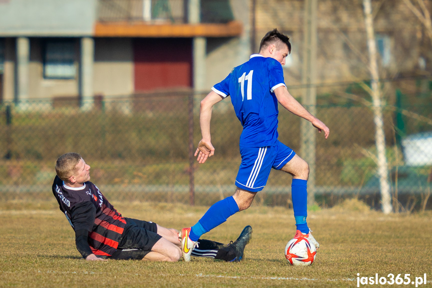 Tempo Nienaszów - Beskid Posada Górna 4:0