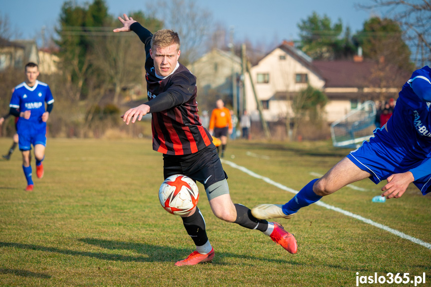 Tempo Nienaszów - Beskid Posada Górna 4:0
