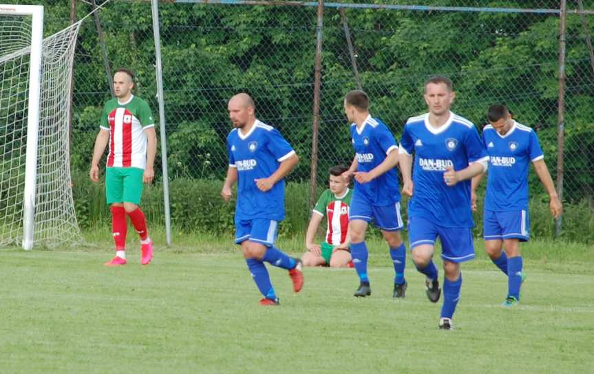 Tempo Nienaszów - Brzozovia Brzozów 3-3