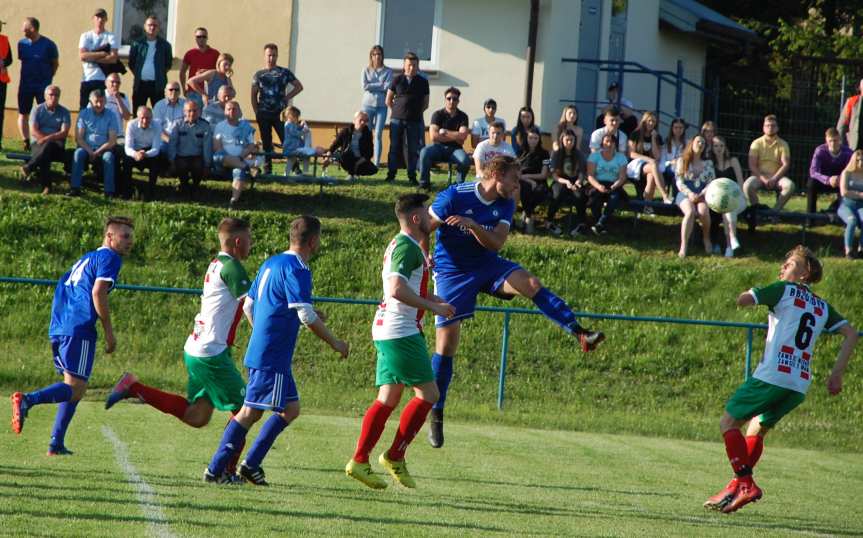 Tempo Nienaszów - Brzozovia Brzozów 3-3