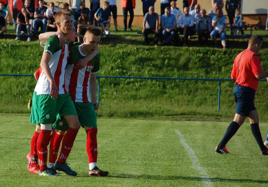 Tempo Nienaszów - Brzozovia Brzozów 3-3