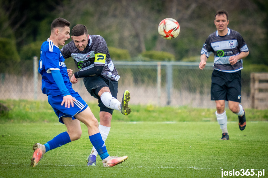Tempo Nienaszów - Czarni 1910 Jasło 1:3