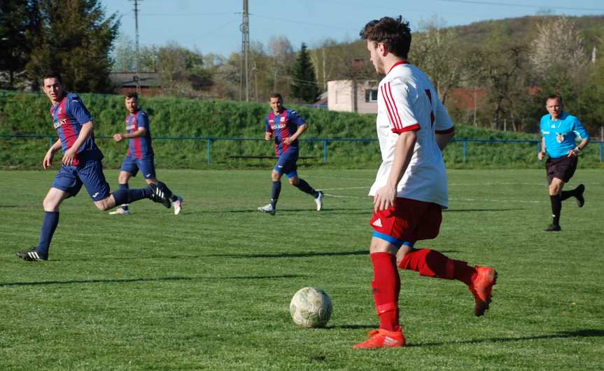 Tempo Nienaszów - Iskra Przysietnica 4-0