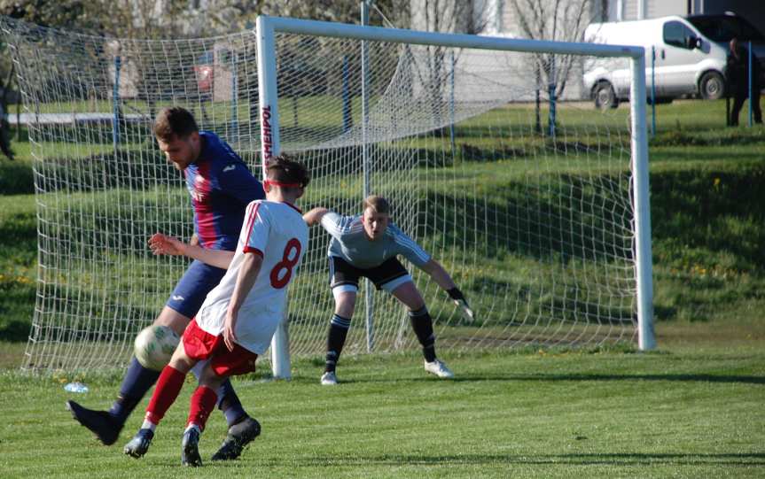 Tempo Nienaszów - Iskra Przysietnica 4-0