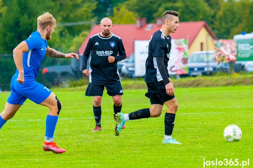 Tempo Nienaszów - Karpaty Krosno 0:5