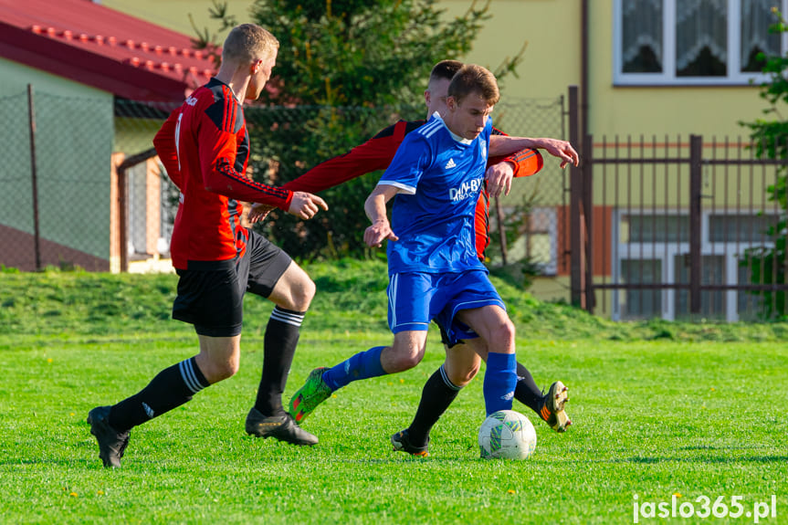 Tempo Nienaszów - Markiewicza Krosno 2:1