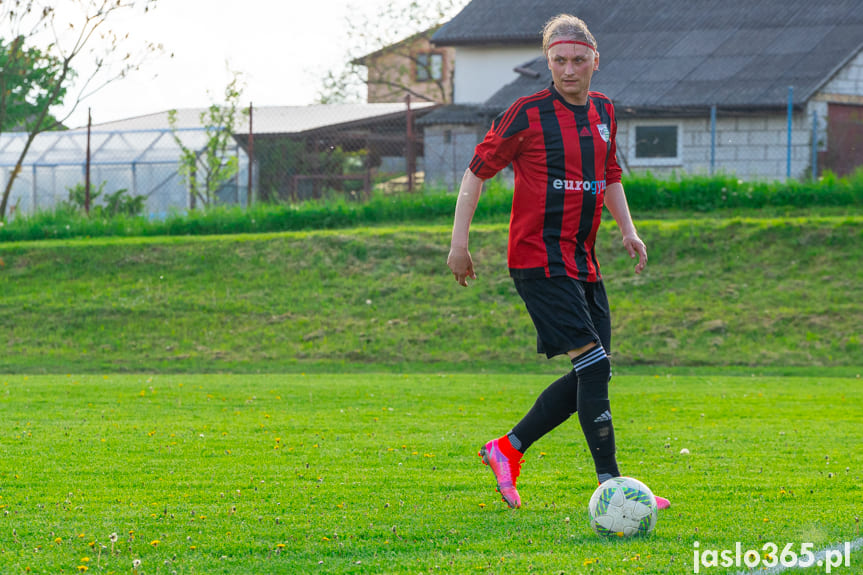 Tempo Nienaszów - Markiewicza Krosno 2:1