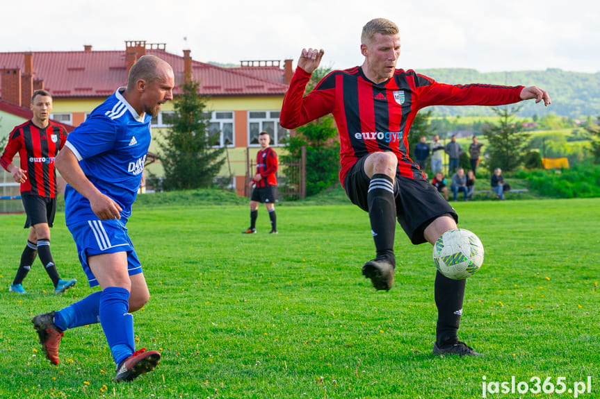 Tempo Nienaszów - Markiewicza Krosno 2:1