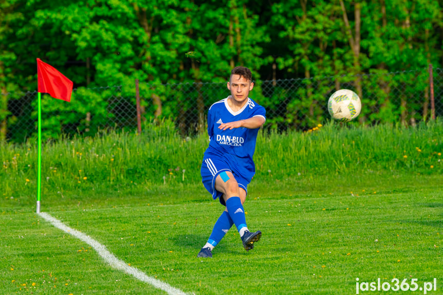 Tempo Nienaszów - Markiewicza Krosno 2:1