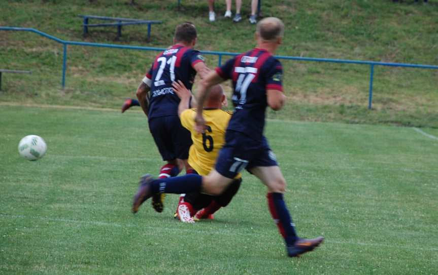 Tempo Nienaszów - Ostoja Kołaczyce 2-1