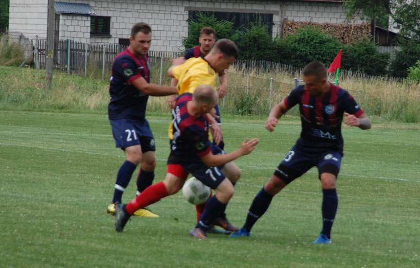 Tempo Nienaszów - Ostoja Kołaczyce 2-1