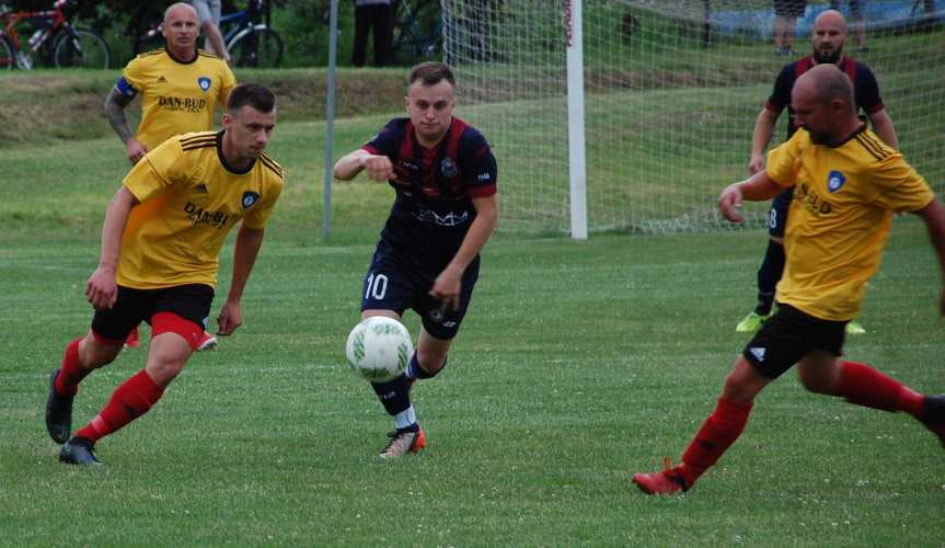 Tempo Nienaszów - Ostoja Kołaczyce 2-1