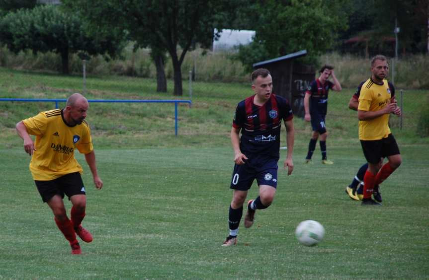 Tempo Nienaszów - Ostoja Kołaczyce 2-1