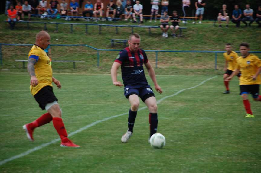 Tempo Nienaszów - Ostoja Kołaczyce 2-1