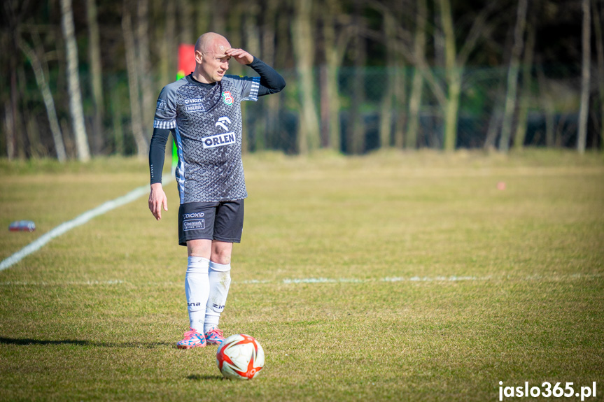 Tempo Nienaszów - Partyzant Targowiska 0:0