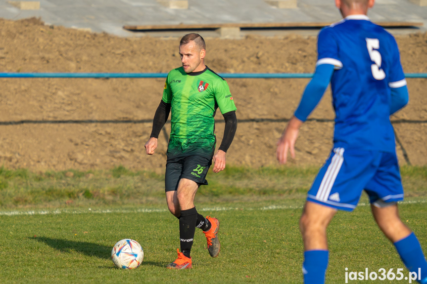 Tempo Nienaszów - Zamczysko Mrukowa 0:2