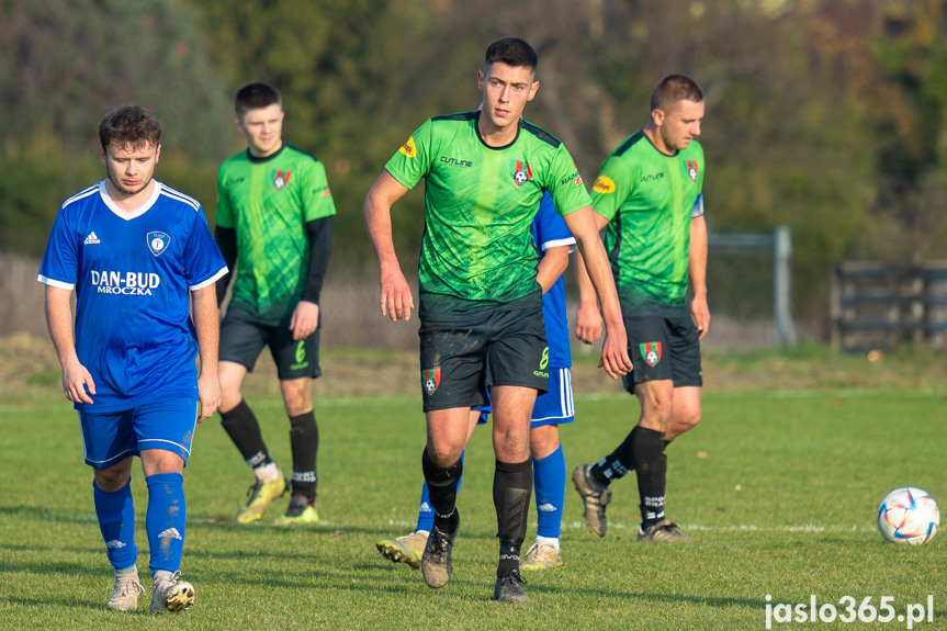 Tempo Nienaszów - Zamczysko Mrukowa 0:2