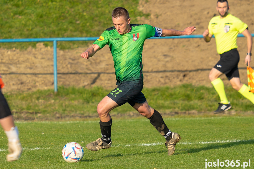Tempo Nienaszów - Zamczysko Mrukowa 0:2