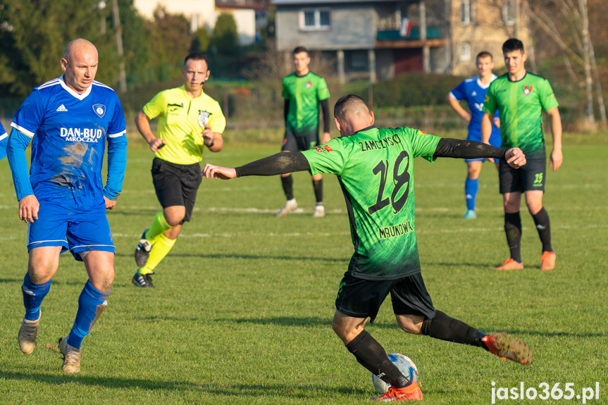 Tempo Nienaszów - Zamczysko Mrukowa 0:2
