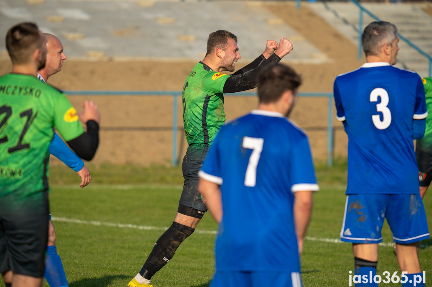 Tempo Nienaszów - Zamczysko Mrukowa 0:2