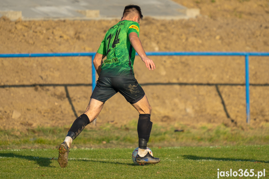 Tempo Nienaszów - Zamczysko Mrukowa 0:2