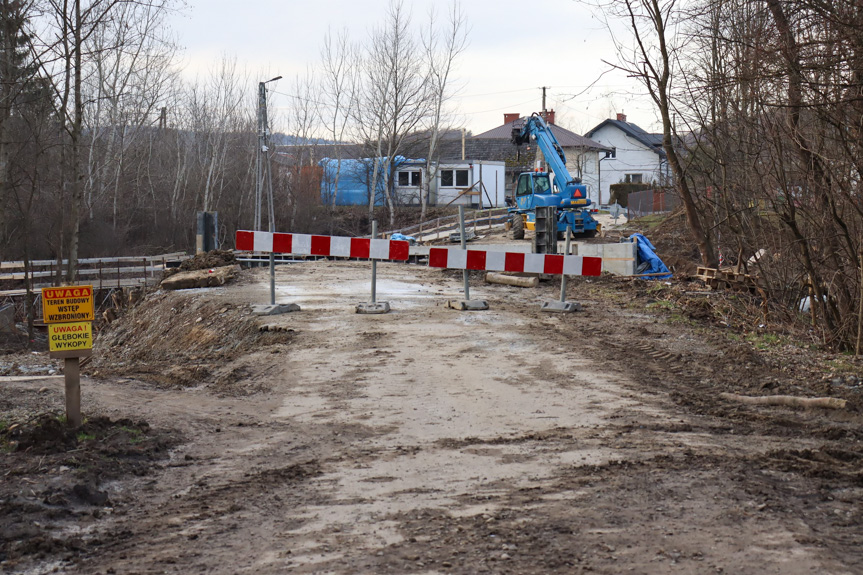 Trwa przebudowa mostu w Osobnicy