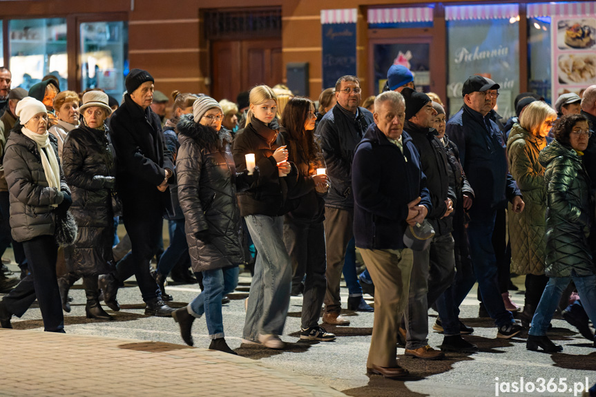 Ulicami Jasła przeszła Droga Krzyżowa