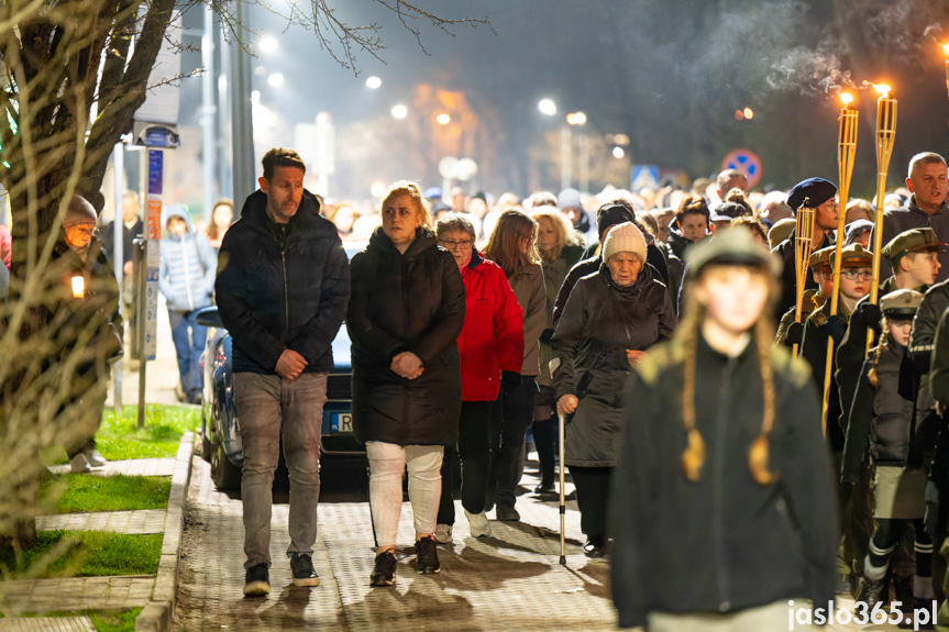 Ulicami Jasła przeszła Droga Krzyżowa