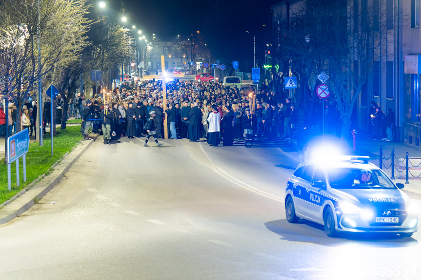 Ulicami Jasła przeszła Droga Krzyżowa