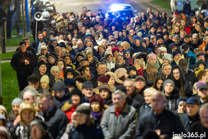 Ulicami Jasła przeszła Droga Krzyżowa