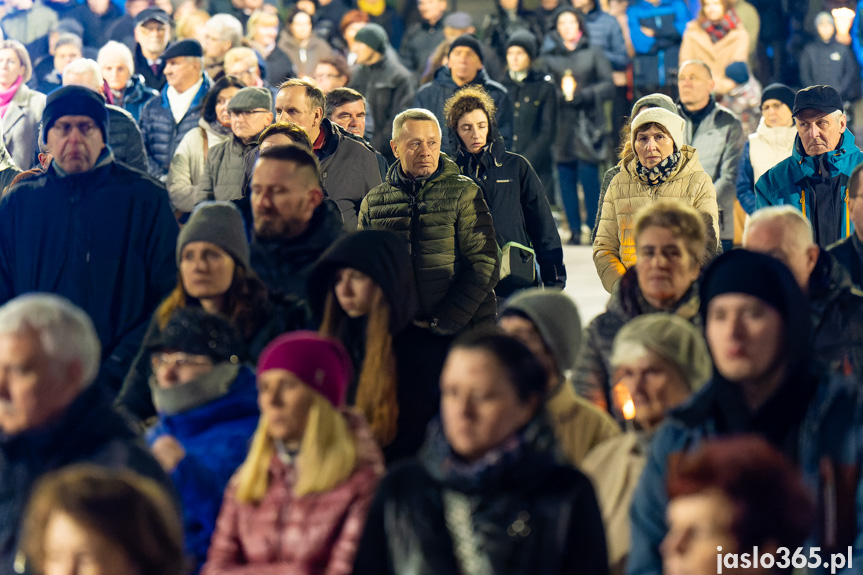 Ulicami Jasła przeszła Droga Krzyżowa