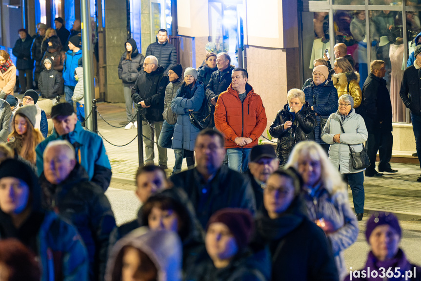 Ulicami Jasła przeszła Droga Krzyżowa