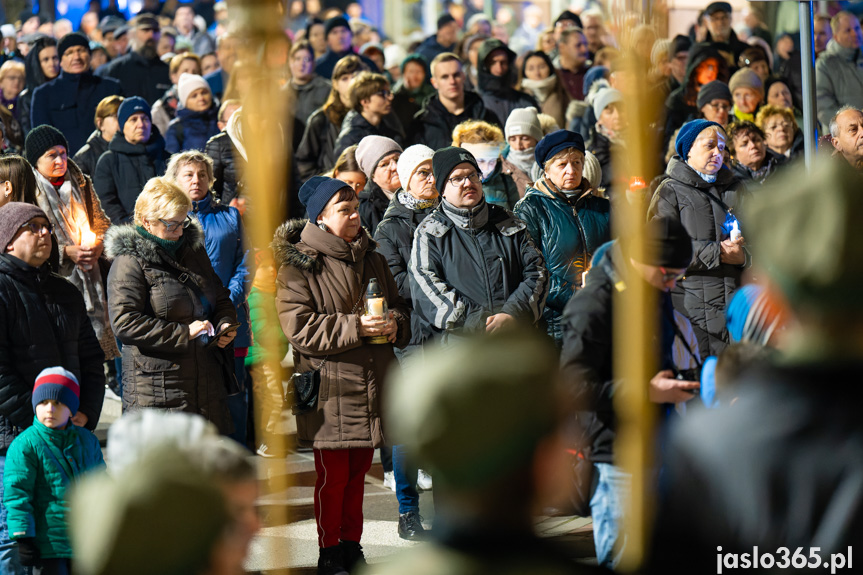 Ulicami Jasła przeszła Droga Krzyżowa