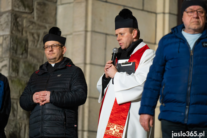 Ulicami Jasła przeszła Droga Krzyżowa