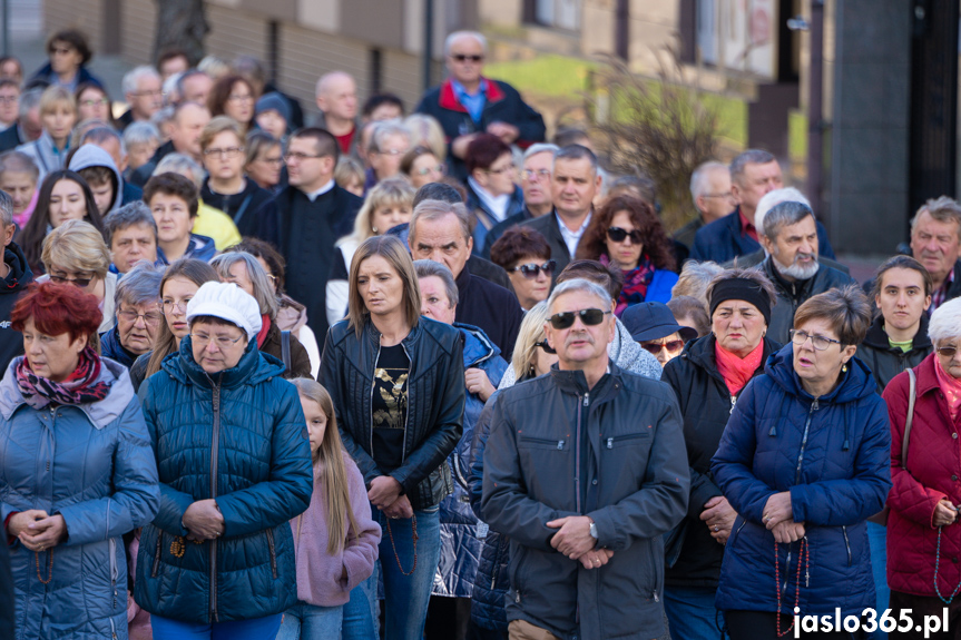 Ulicami Jasła przeszła krucjata różańcowa