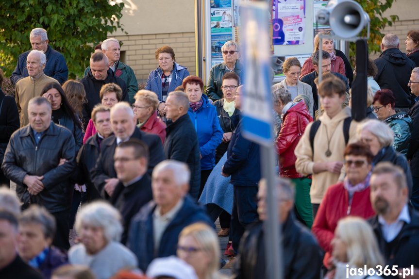 Ulicami Jasła przeszła krucjata różańcowa