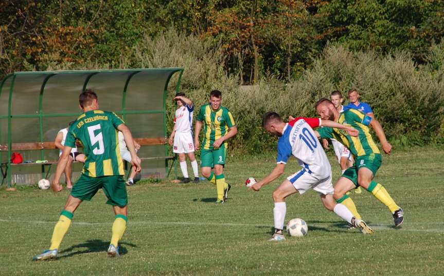 V liga krośnieńska. Mecz LKS Czeluśnica - Iskra Przysietnica 2-0