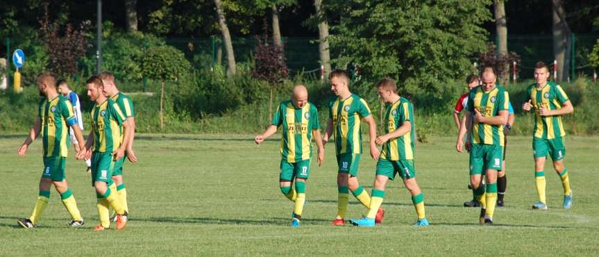 V liga krośnieńska. Mecz LKS Czeluśnica - Iskra Przysietnica 2-0
