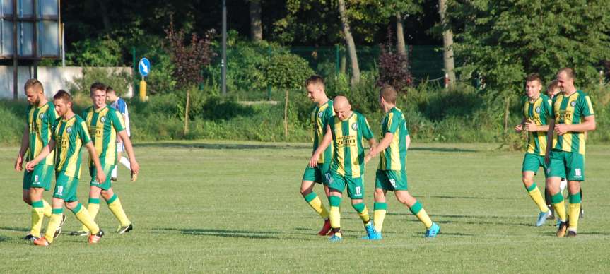 V liga krośnieńska. Mecz LKS Czeluśnica - Iskra Przysietnica 2-0