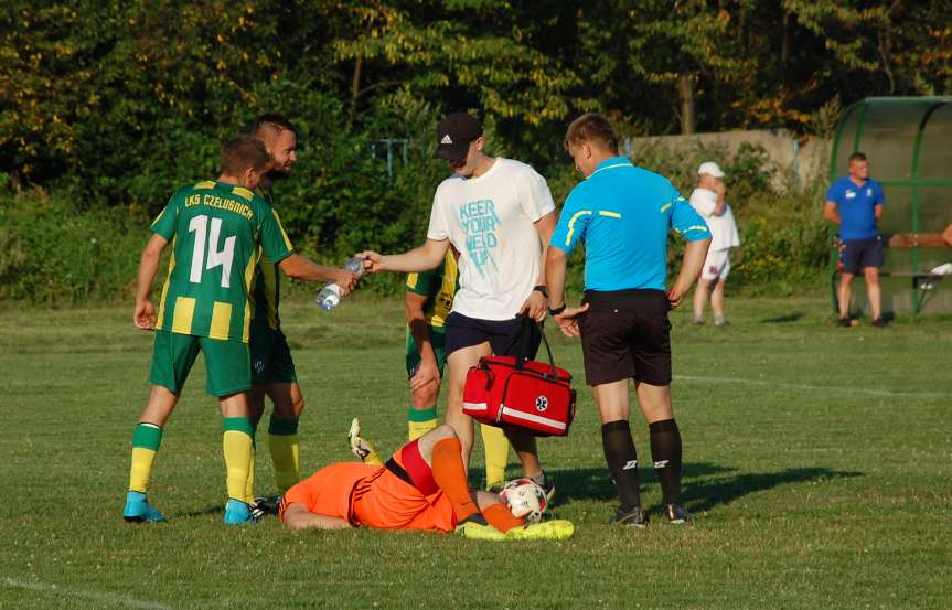 V liga krośnieńska. Mecz LKS Czeluśnica - Iskra Przysietnica 2-0