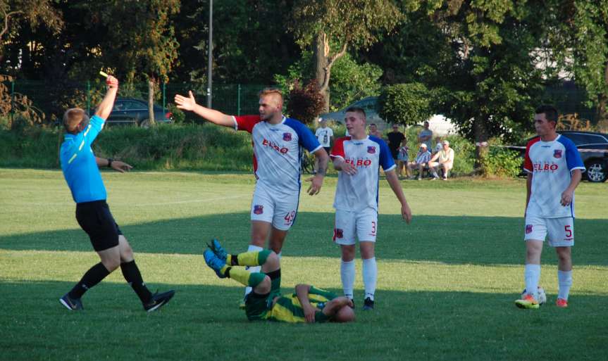 V liga krośnieńska. Mecz LKS Czeluśnica - Iskra Przysietnica 2-0