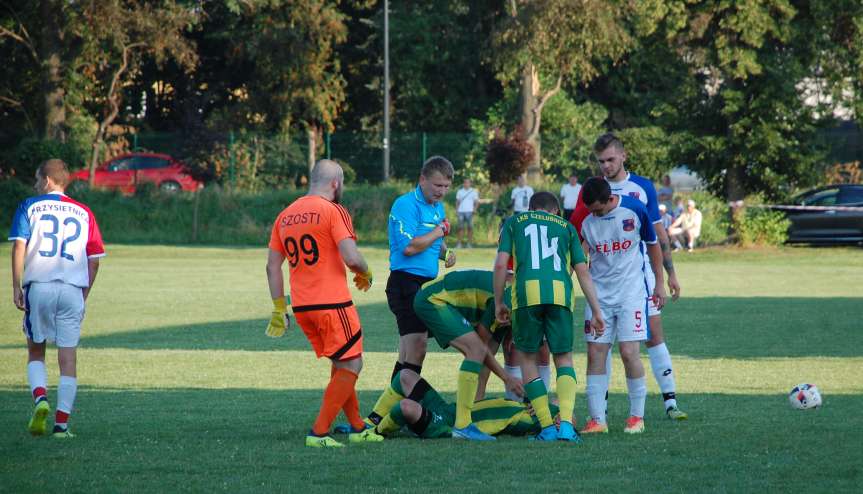 V liga krośnieńska. Mecz LKS Czeluśnica - Iskra Przysietnica 2-0