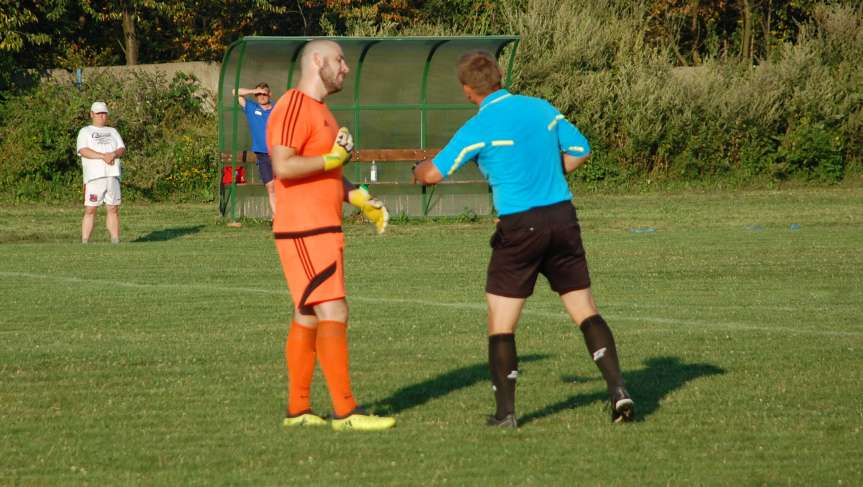 V liga krośnieńska. Mecz LKS Czeluśnica - Iskra Przysietnica 2-0