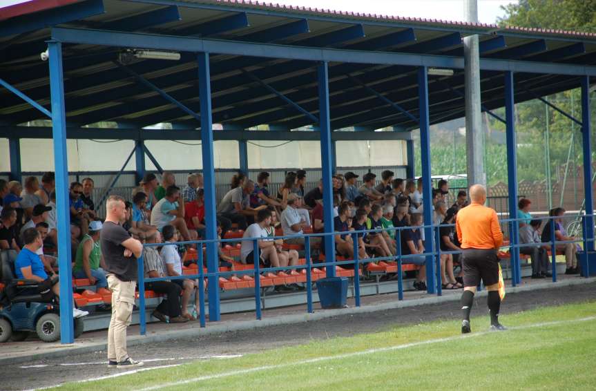 V liga krośnieńska. Mecz LKS Skołyszyn - Iskra Przysietnica