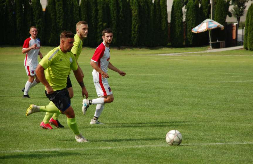 V liga krośnieńska. Mecz LKS Skołyszyn - Iskra Przysietnica