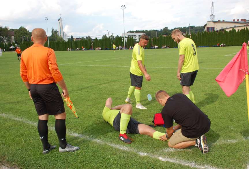 V liga krośnieńska. Mecz LKS Skołyszyn - Iskra Przysietnica