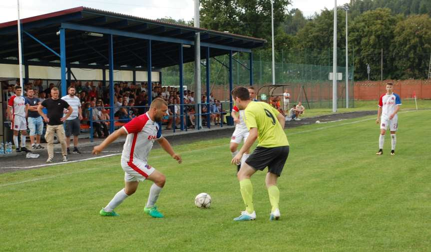 V liga krośnieńska. Mecz LKS Skołyszyn - Iskra Przysietnica